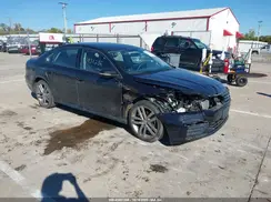 1VWAA7A3XJC005206 2018 VOLKSWAGEN PASSAT