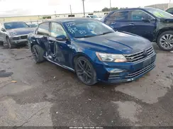 1VWAA7A3XJC007120 2018 VOLKSWAGEN PASSAT
