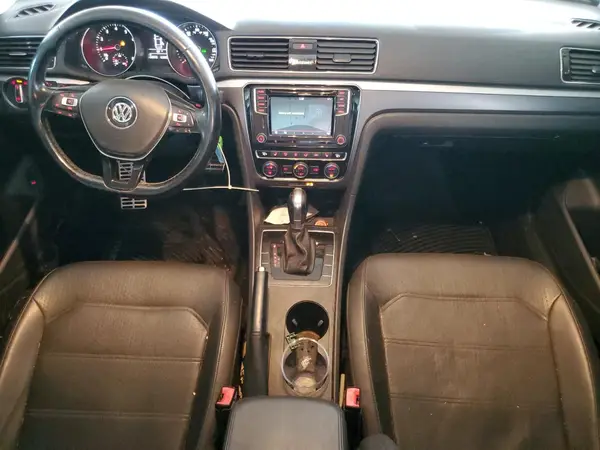 1VWAA7A3XJC007490 2018 VOLKSWAGEN PASSAT - Image 8