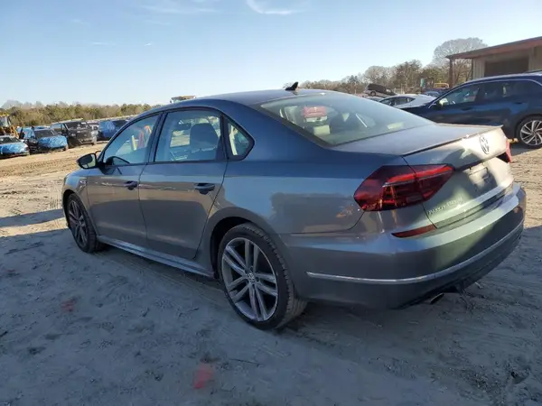 1VWAA7A3XJC010728 2018 VOLKSWAGEN PASSAT - Image 2