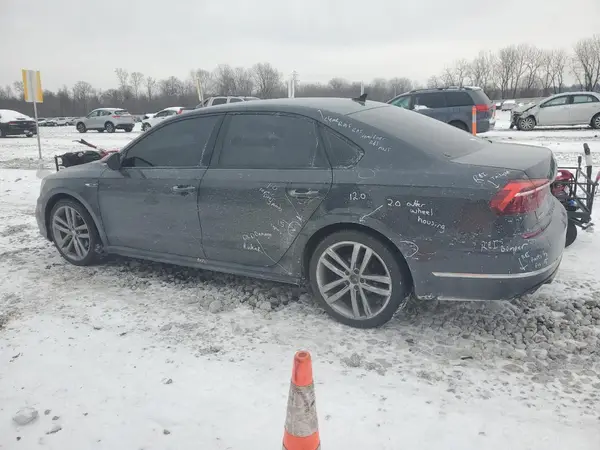 1VWAA7A3XJC012317 2018 VOLKSWAGEN PASSAT - Image 2