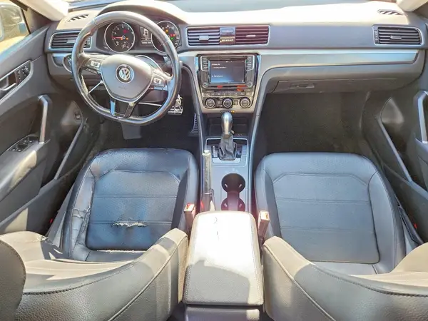 1VWAA7A3XJC017131 2018 VOLKSWAGEN PASSAT - Image 8