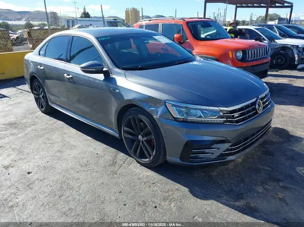 1VWAA7A3XJC019963 2018 VOLKSWAGEN PASSAT - Image 1