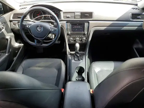 1VWAA7A3XJC028999 2018 VOLKSWAGEN PASSAT - Image 8