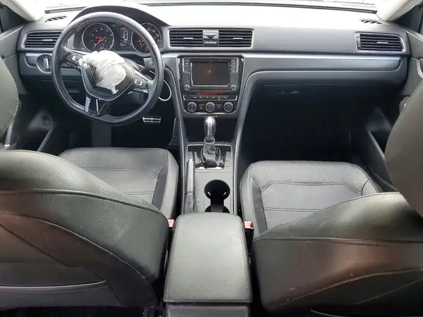 1VWAA7A3XJC029473 2018 VOLKSWAGEN PASSAT - Image 8