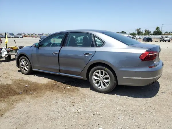 1VWAA7A3XJC029862 2018 VOLKSWAGEN PASSAT - Image 2