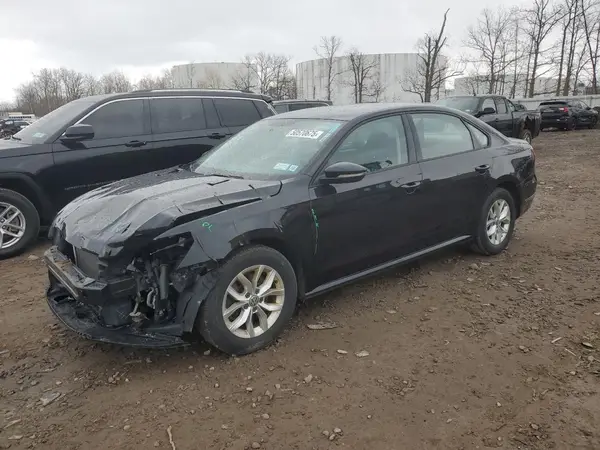 1VWAA7A3XJC030767 2018 VOLKSWAGEN PASSAT - Image 1