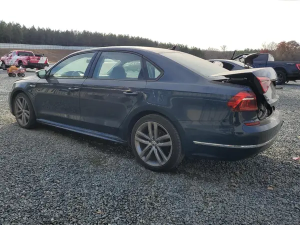 1VWAA7A3XJC031000 2018 VOLKSWAGEN PASSAT - Image 2