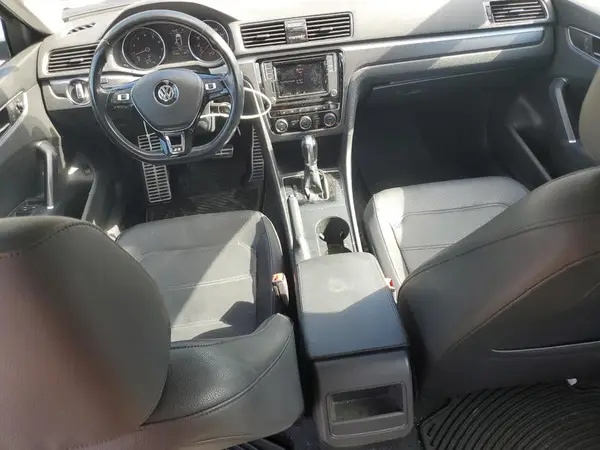 1VWAA7A3XJC032096 2018 VOLKSWAGEN PASSAT - Image 8