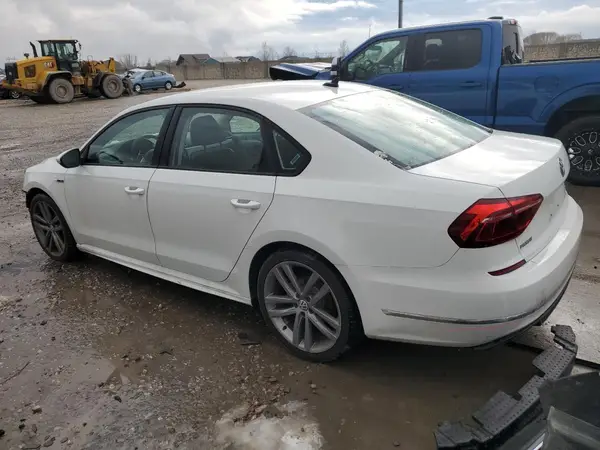 1VWAA7A3XJC033359 2018 VOLKSWAGEN PASSAT - Image 2