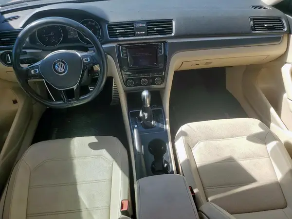 1VWAA7A3XJC045348 2018 VOLKSWAGEN PASSAT - Image 8