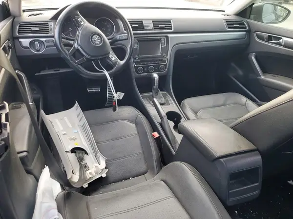 1VWAA7A3XJC048993 2018 VOLKSWAGEN PASSAT - Image 8