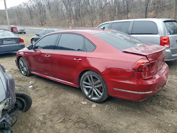 1VWAA7A3XJC049772 2018 VOLKSWAGEN PASSAT - Image 2