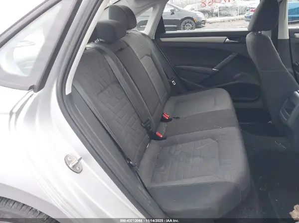 1VWAA7A3XMC012127 2021 VOLKSWAGEN PASSAT - Image 8