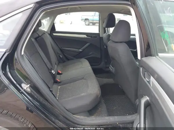 1VWAS7A30GC007472 2016 VOLKSWAGEN PASSAT - Image 8