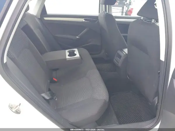 1VWAS7A30GC009173 2016 VOLKSWAGEN PASSAT - Image 8