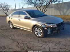 1VWAS7A30GC027303 2016 VOLKSWAGEN PASSAT