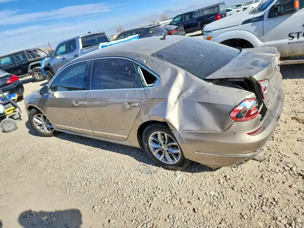 1VWAS7A31GC026922 2016 VOLKSWAGEN PASSAT - Image 2