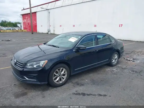 1VWAS7A31GC029884 2016 VOLKSWAGEN PASSAT - Image 2