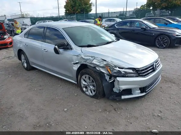 1VWAS7A31GC042179 2016 VOLKSWAGEN PASSAT - Image 1