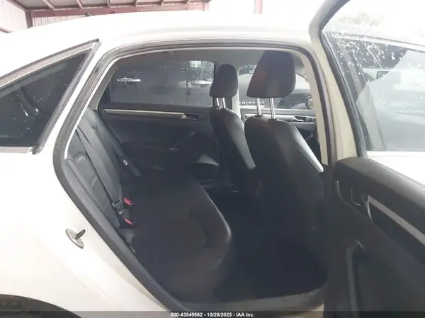 1VWAS7A31GC067809 2016 VOLKSWAGEN PASSAT - Image 8