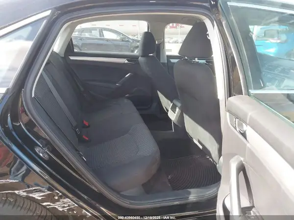 1VWAS7A31GC068054 2016 VOLKSWAGEN PASSAT - Image 8
