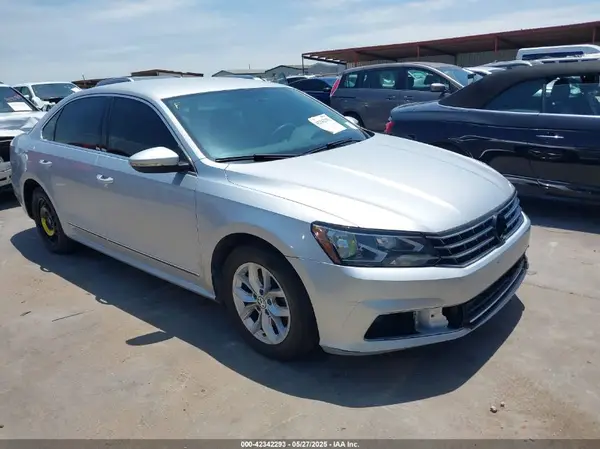 1VWAS7A32GC018702 2016 VOLKSWAGEN PASSAT - Image 1