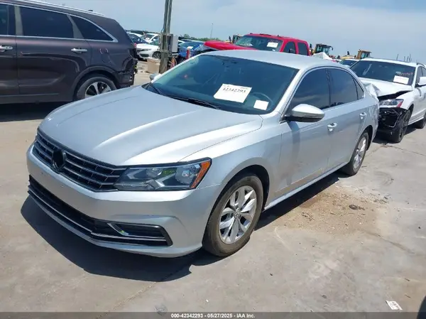 1VWAS7A32GC018702 2016 VOLKSWAGEN PASSAT - Image 2
