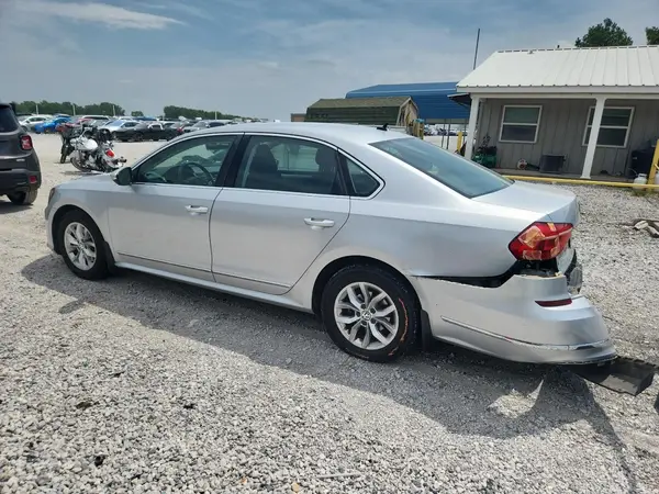 1VWAS7A32GC033149 2016 VOLKSWAGEN PASSAT - Image 2
