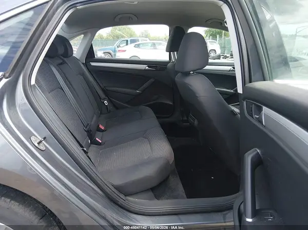 1VWAS7A32GC054180 2016 VOLKSWAGEN PASSAT - Image 8