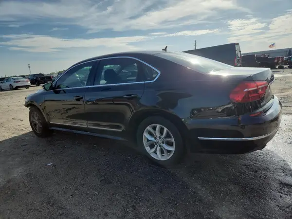 1VWAS7A33GC013542 2016 VOLKSWAGEN PASSAT - Image 2