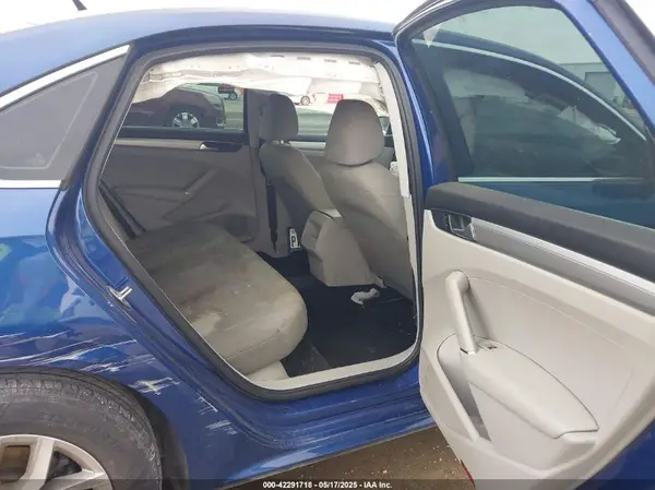 1VWAS7A33GC027781 2016 VOLKSWAGEN PASSAT - Image 8