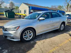 1VWAS7A33GC049943 2016 VOLKSWAGEN PASSAT