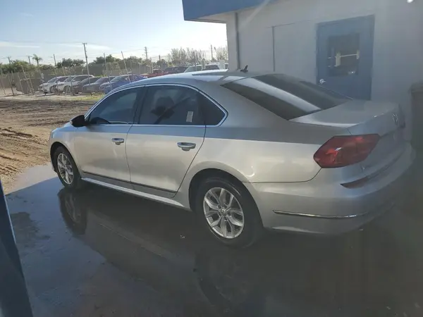1VWAS7A33GC055063 2016 VOLKSWAGEN PASSAT - Image 2