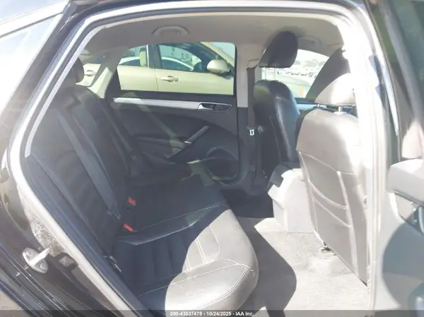 1VWAS7A34GC009953 2016 VOLKSWAGEN PASSAT - Image 8