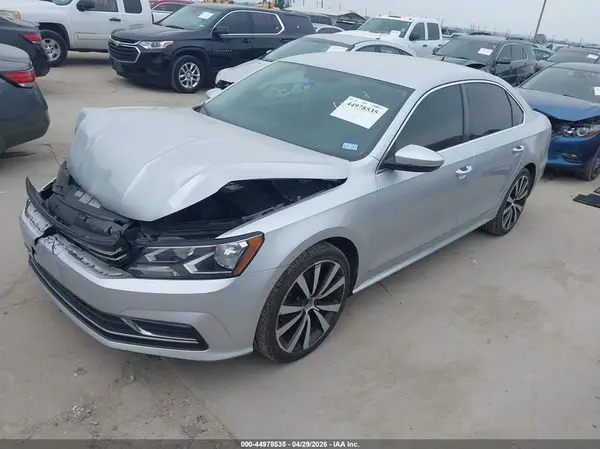1VWAS7A34GC051037 2016 VOLKSWAGEN PASSAT - Image 2