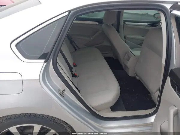 1VWAS7A34GC051037 2016 VOLKSWAGEN PASSAT - Image 8