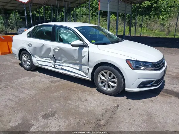 1VWAS7A35GC015244 2016 VOLKSWAGEN PASSAT - Image 1