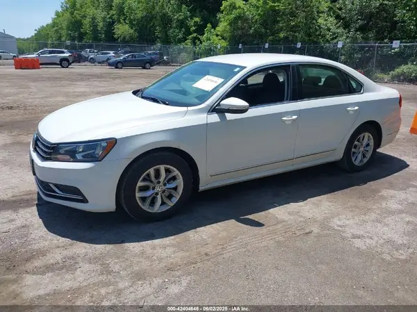 1VWAS7A35GC015244 2016 VOLKSWAGEN PASSAT - Image 2