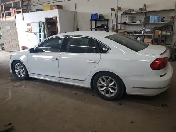 1VWAS7A35GC034084 2016 VOLKSWAGEN PASSAT - Image 2