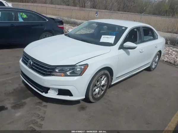 1VWAS7A36GC019397 2016 VOLKSWAGEN PASSAT - Image 2