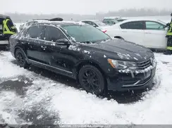 1VWAS7A36GC052352 2016 VOLKSWAGEN PASSAT