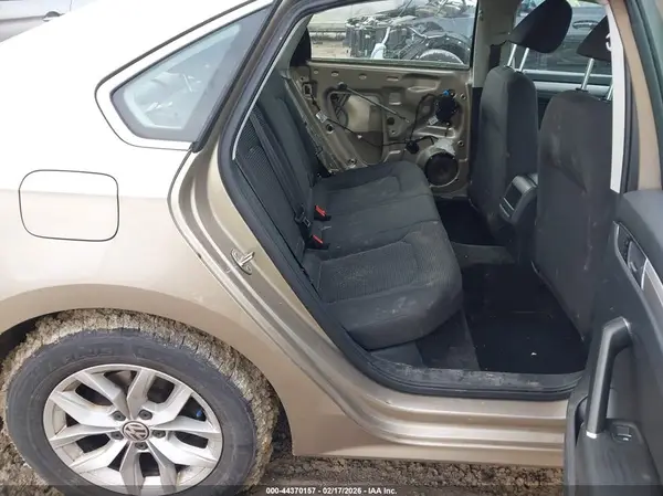 1VWAS7A37GC008537 2016 VOLKSWAGEN PASSAT - Image 8