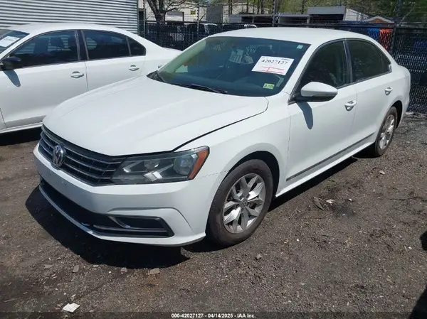 1VWAS7A37GC035463 2016 VOLKSWAGEN PASSAT - Image 2