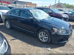 1VWAS7A38GC004478 2016 VOLKSWAGEN PASSAT