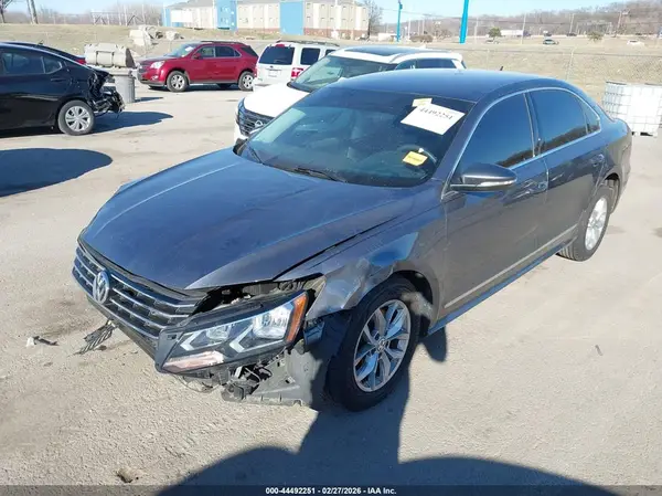 1VWAS7A39GC010693 2016 VOLKSWAGEN PASSAT - Image 2
