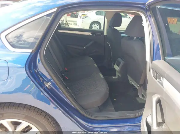 1VWAS7A39GC018812 2016 VOLKSWAGEN PASSAT - Image 8