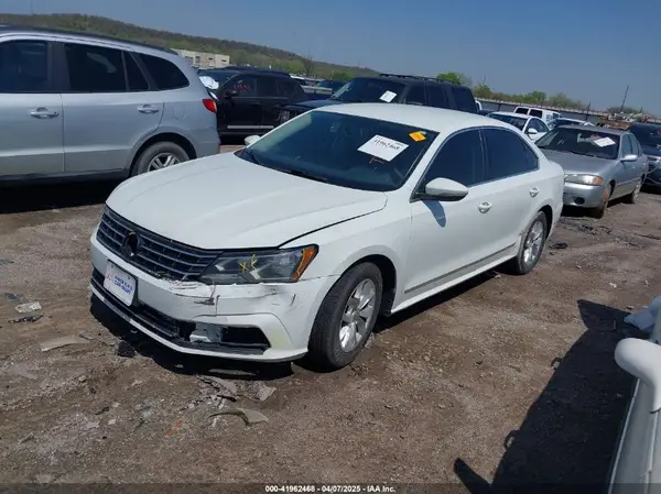1VWAS7A39GC019278 2016 VOLKSWAGEN PASSAT - Image 2