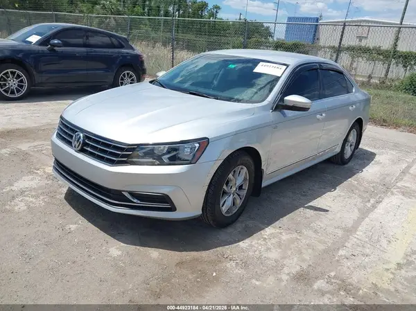 1VWAS7A39GC026862 2016 VOLKSWAGEN PASSAT - Image 2