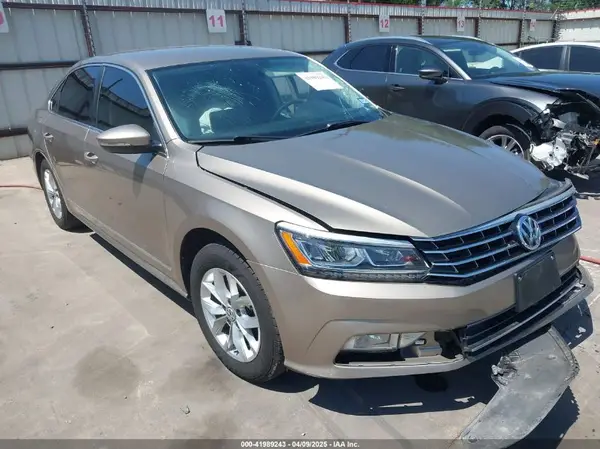 1VWAS7A39GC027249 2016 VOLKSWAGEN PASSAT - Image 1
